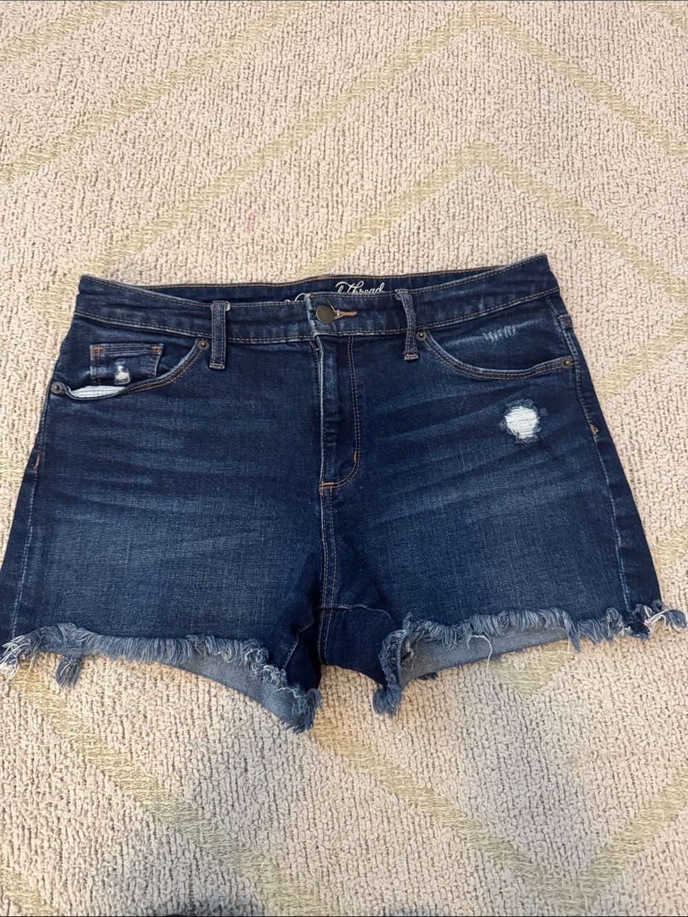 Universal Thread Dark Wash Distressed Denim Shorts Size 6